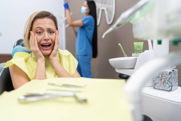 Best Emergency Dental Extractions in Toro Nyon, CA